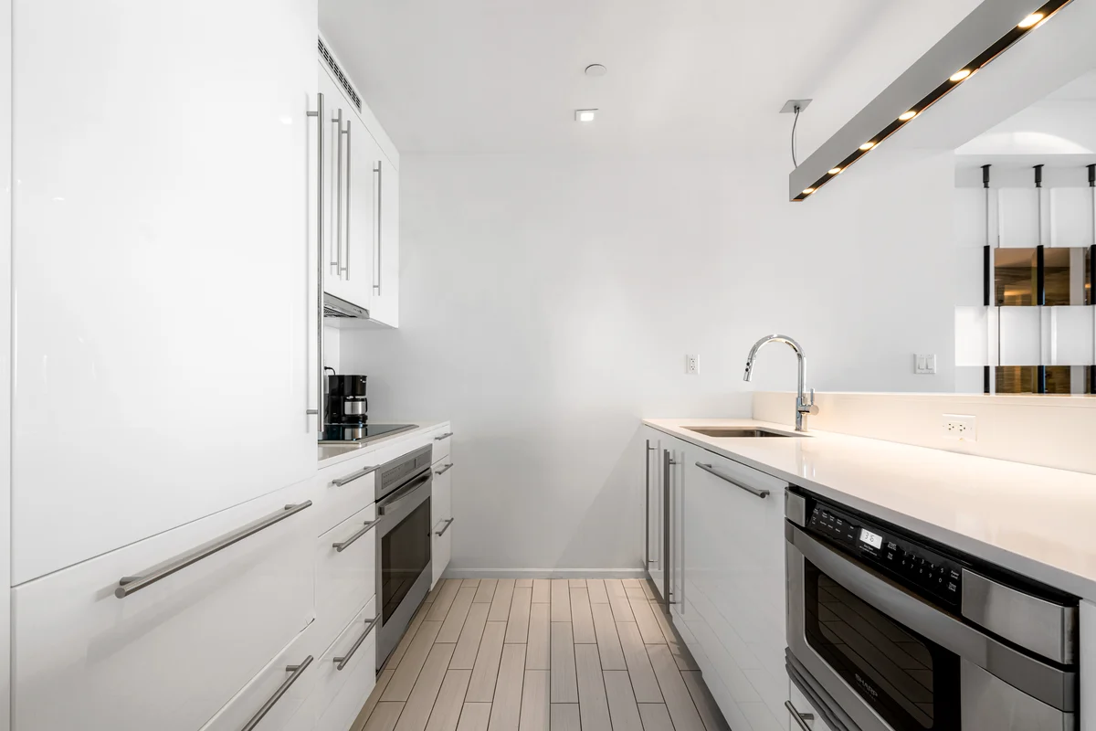 Kitchen image 1