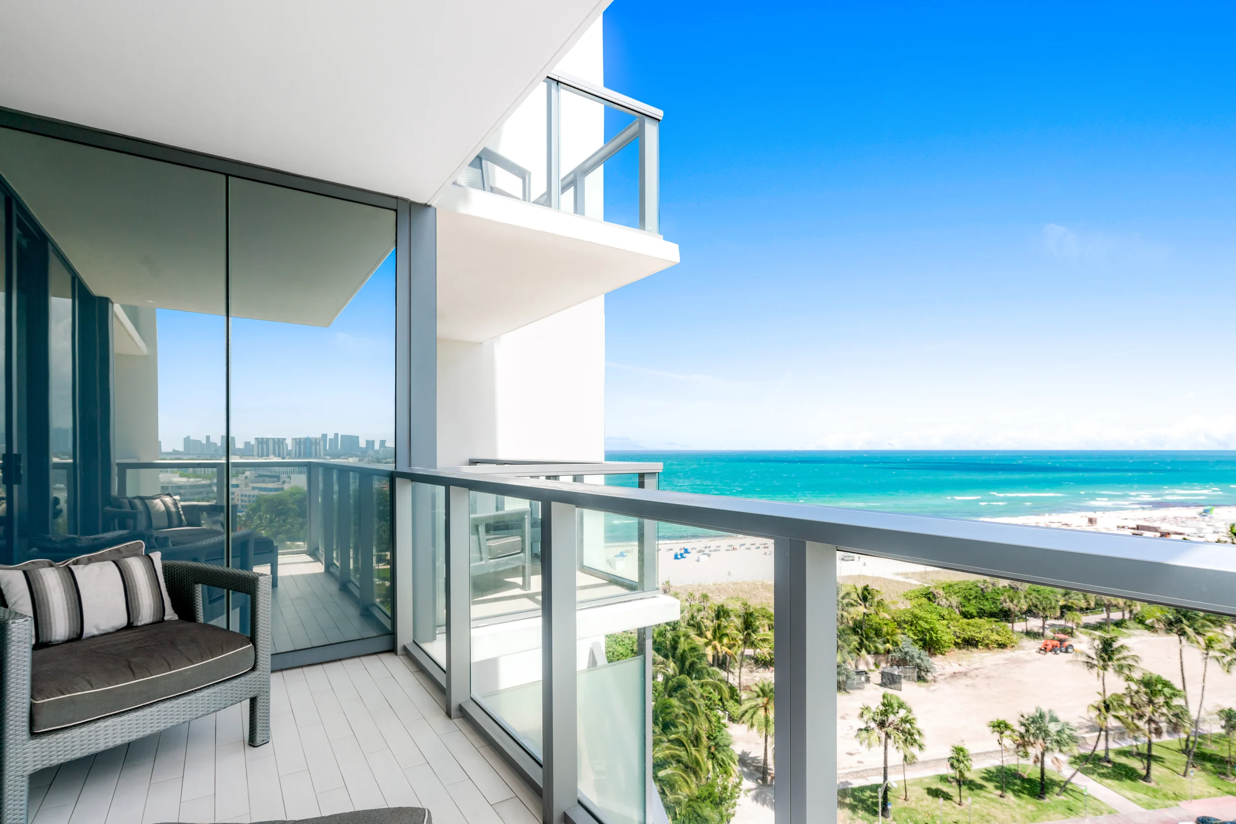 Condo in Miami Beach property photo 5