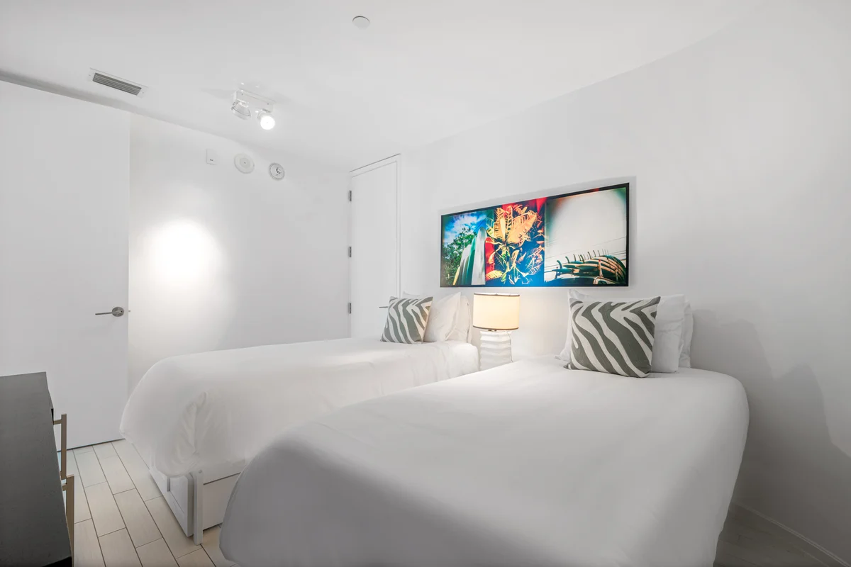 Bedroom 1 image 1