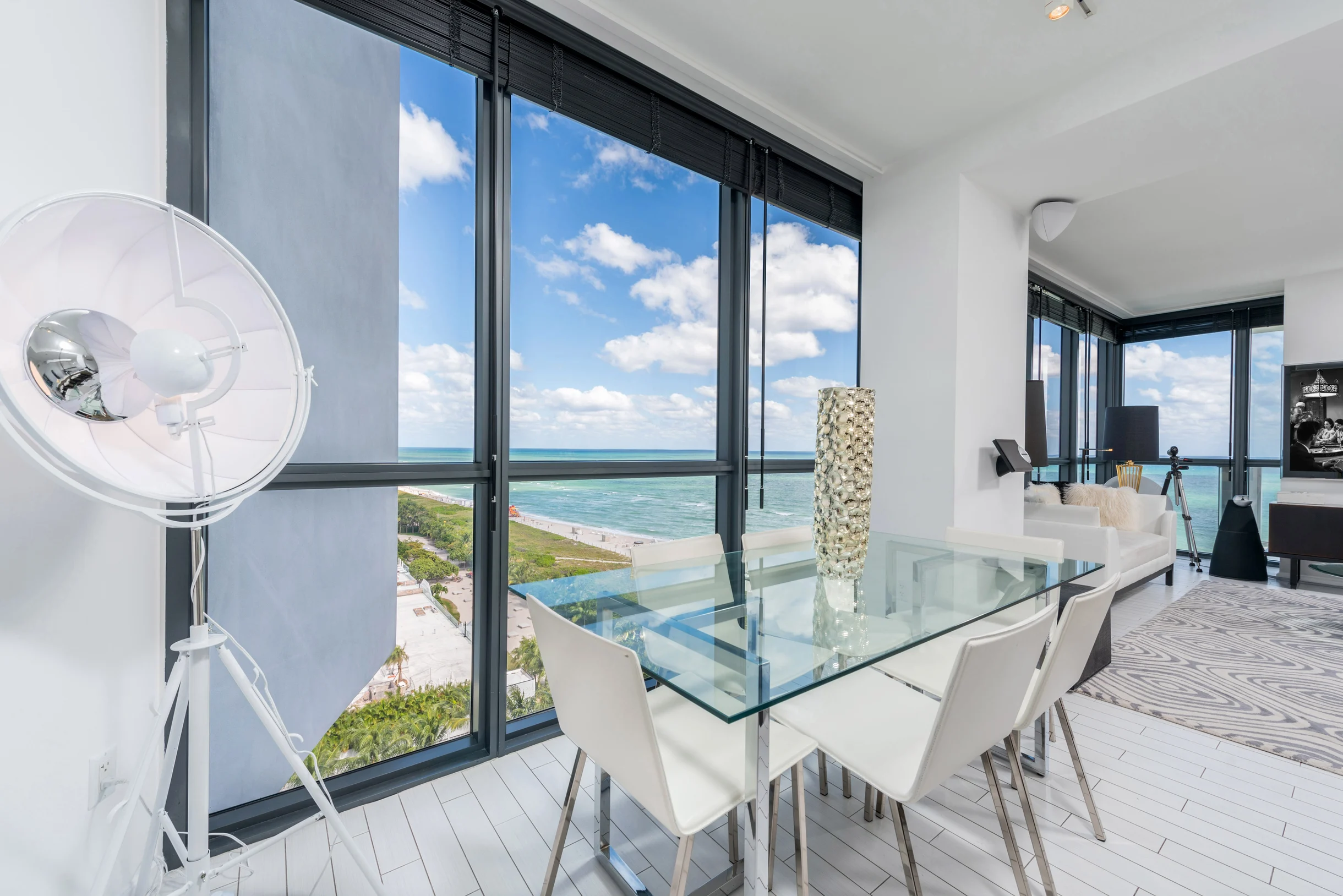 Condo in Miami Beach property photo 5