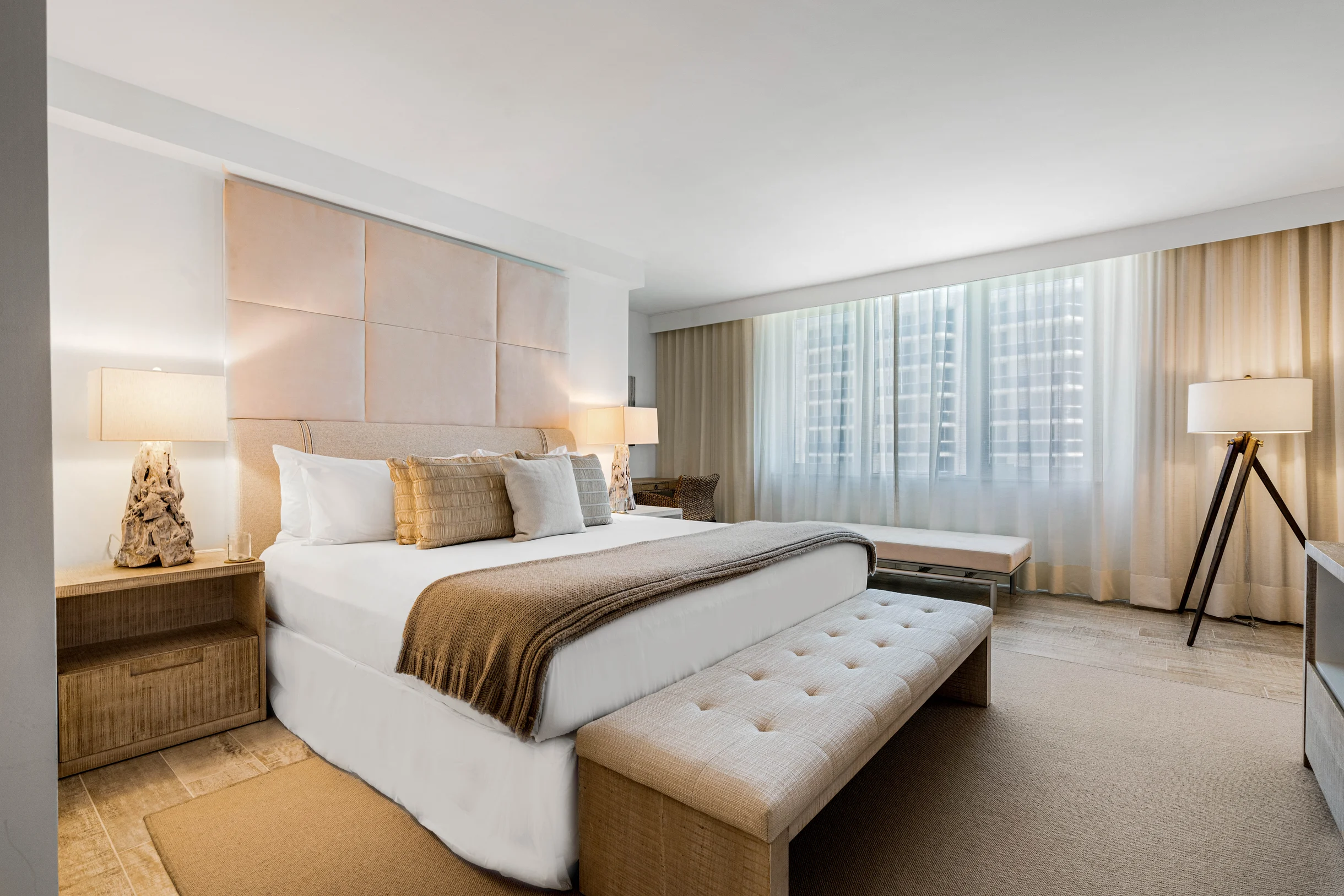 Condo in Miami Beach property photo 4