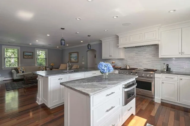 Home in Hyannis Port property photo 15