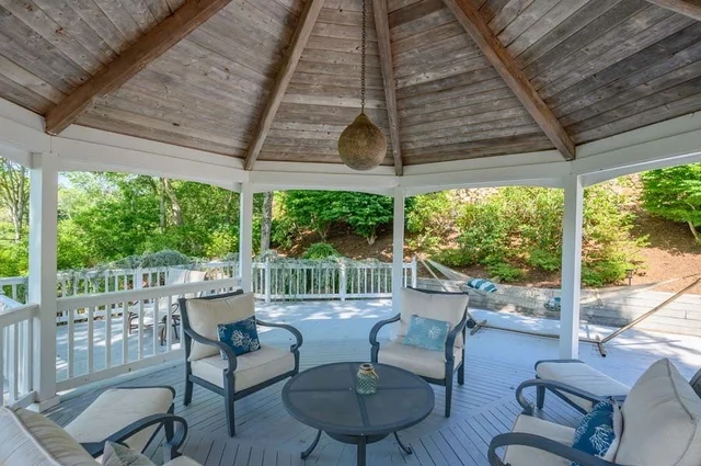 Home in Hyannis Port property photo 25