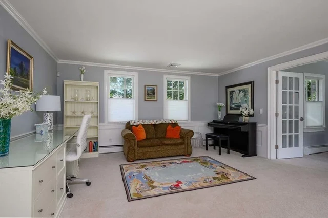 Home in Hyannis Port property photo 30