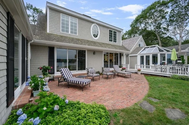 Home in Cotuit property photo 6