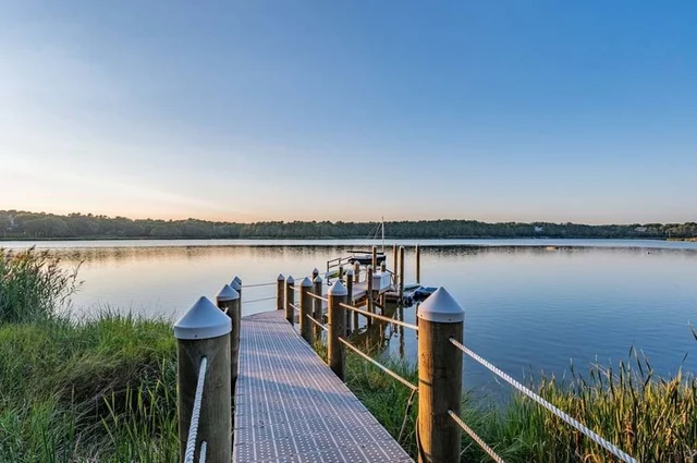 Home in Cotuit property photo 8