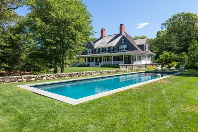 Home in Osterville property photo 35