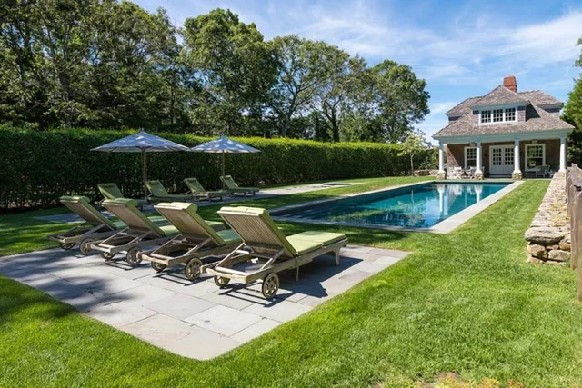 Home in Osterville property photo 36