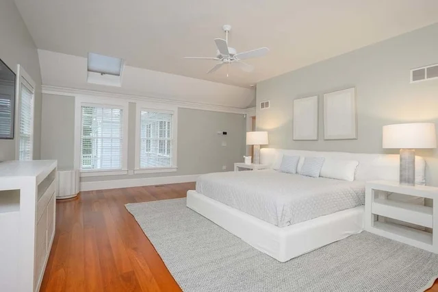Home in Osterville property photo 15