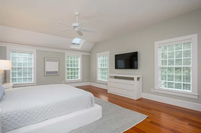 Home in Osterville property photo 18