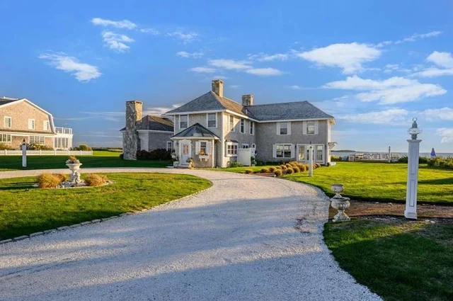 Home in West Yarmouth property photo 57