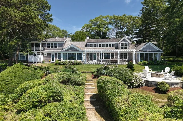 Home in Barnstable property photo 9