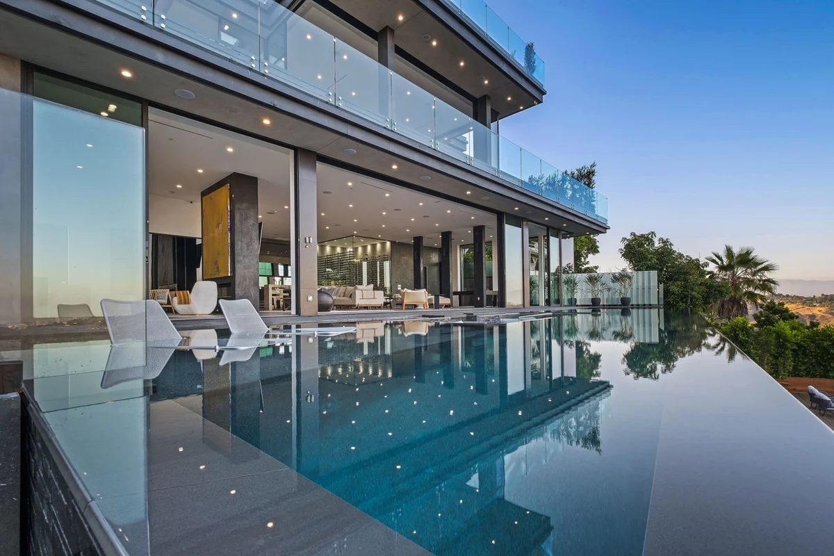 Property in Bel Air, Los Angeles property photo 3