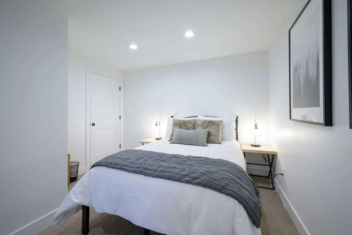 Bedroom image 1