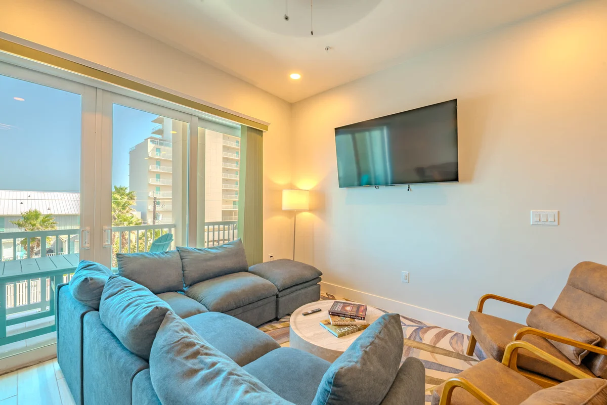 Apartment in South Padre Island property photo 2