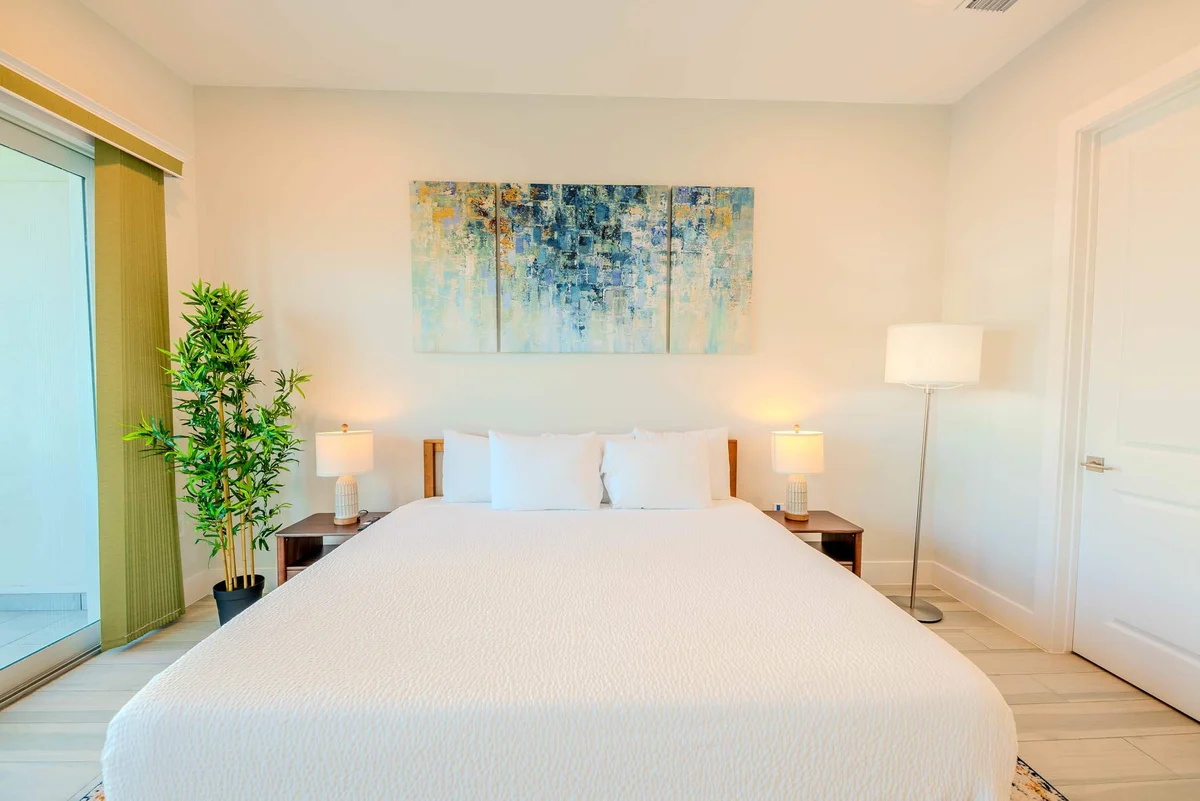 Bedroom image 1