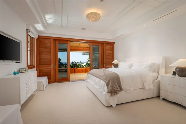 Bedroom 1 image 1