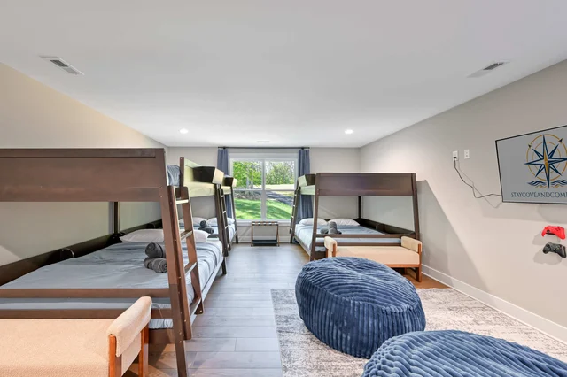 Bedroom image 1