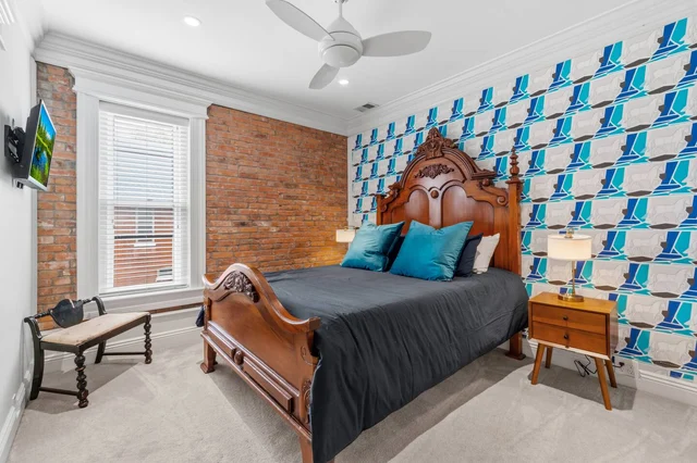 Bedroom 5 image 1
