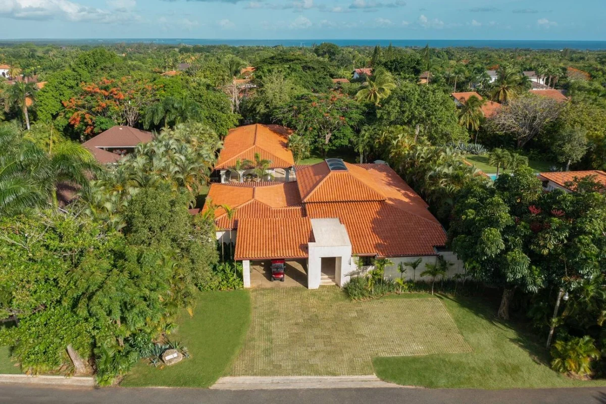 Home in La Romana property photo 4