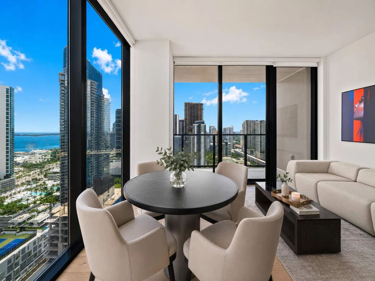 Condo in Miami property photo 5