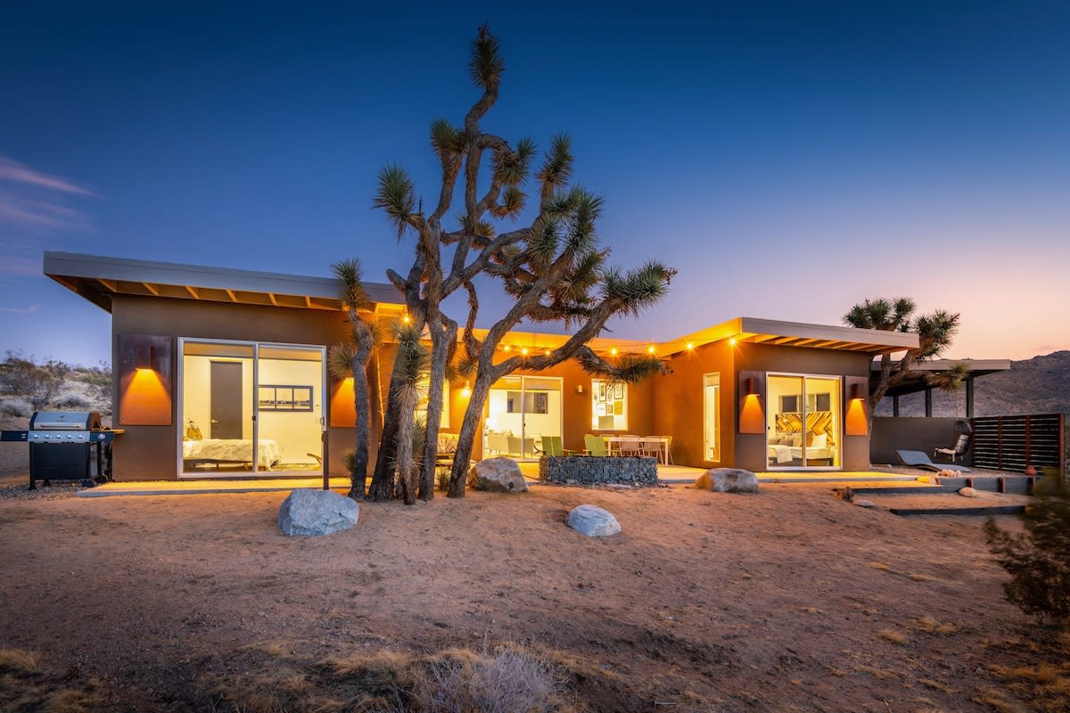 Home in Joshua Tree property photo 2