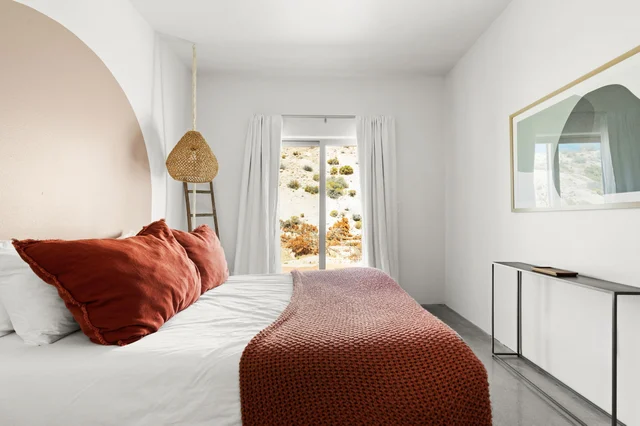 Bedroom 1 image 1