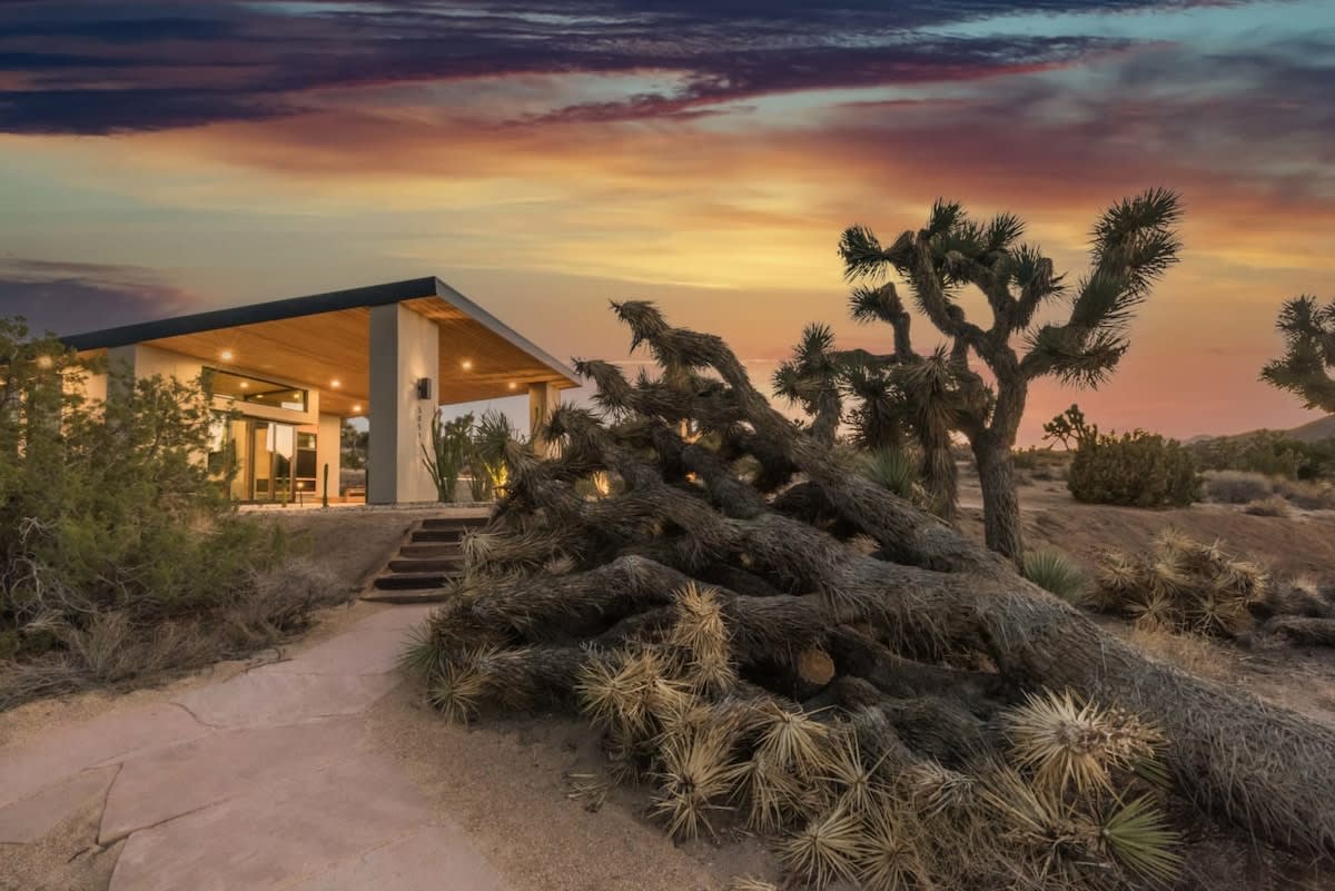 Home in Yucca Valley property photo 2