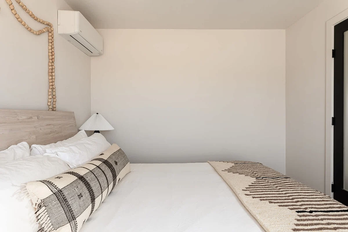 Bedroom 1 image 1