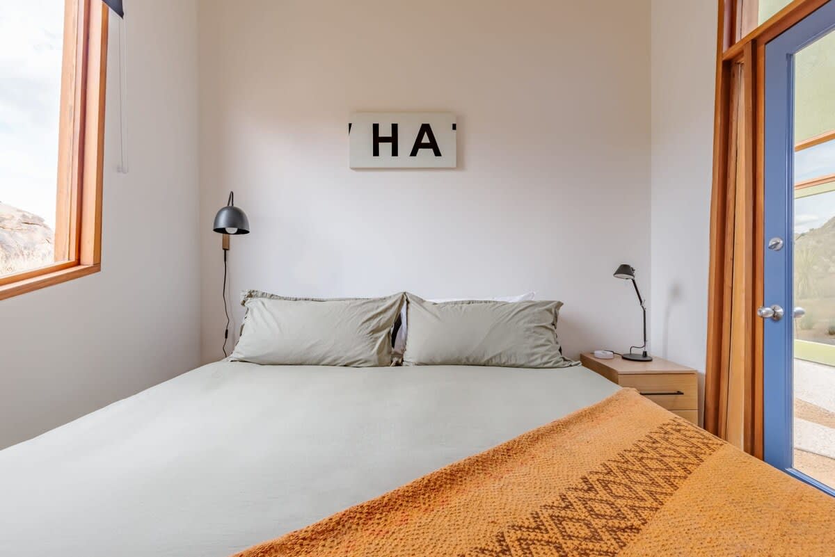 Bedroom 1 image 1