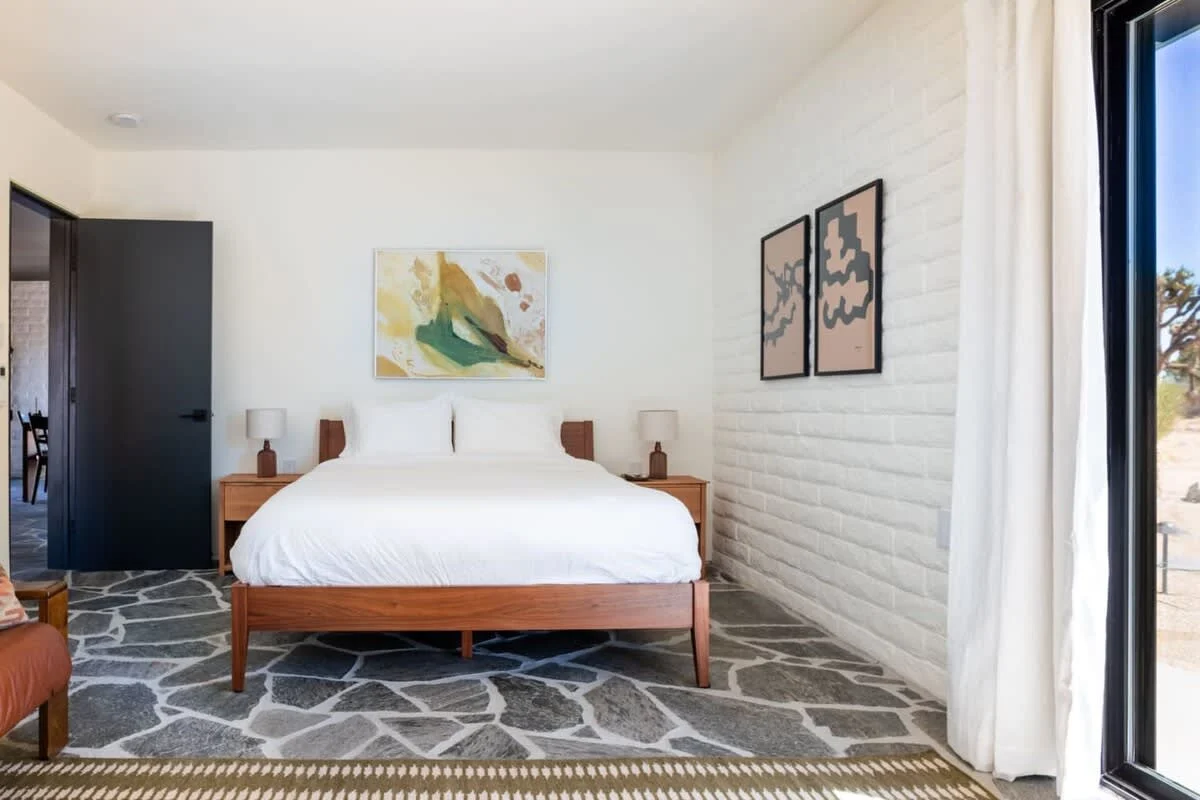 Bedroom 1 image 1