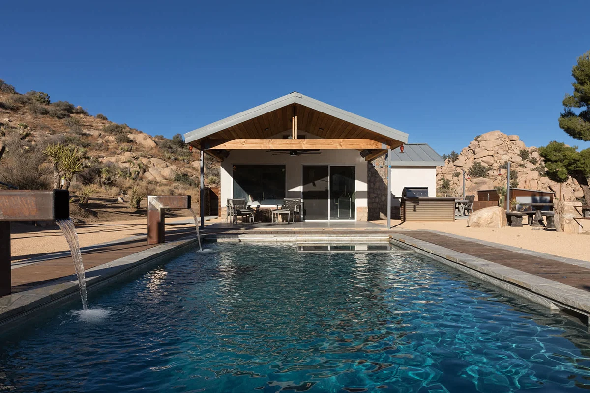 Home in Pioneertown property photo 2