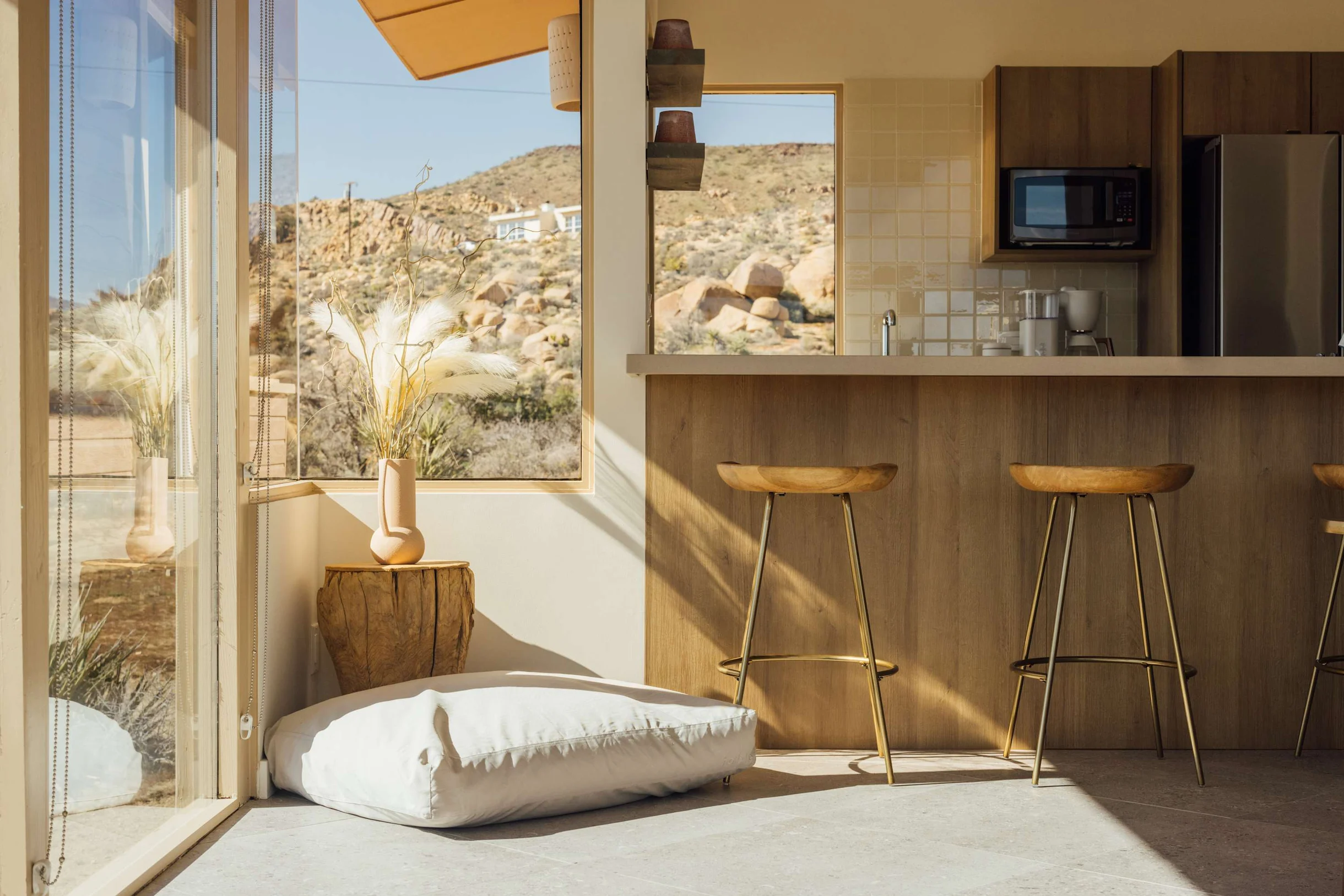 Home in Pioneertown property photo 3