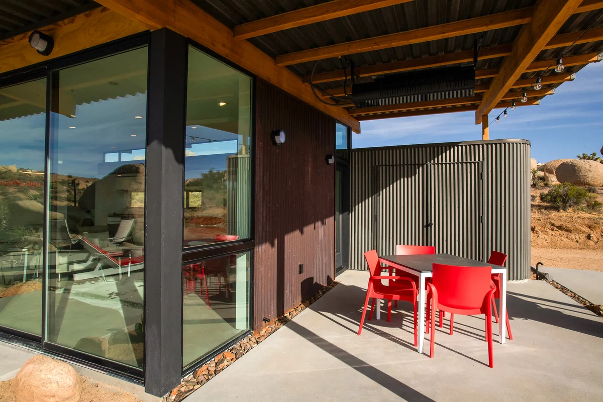 Home in Pioneertown property photo 5