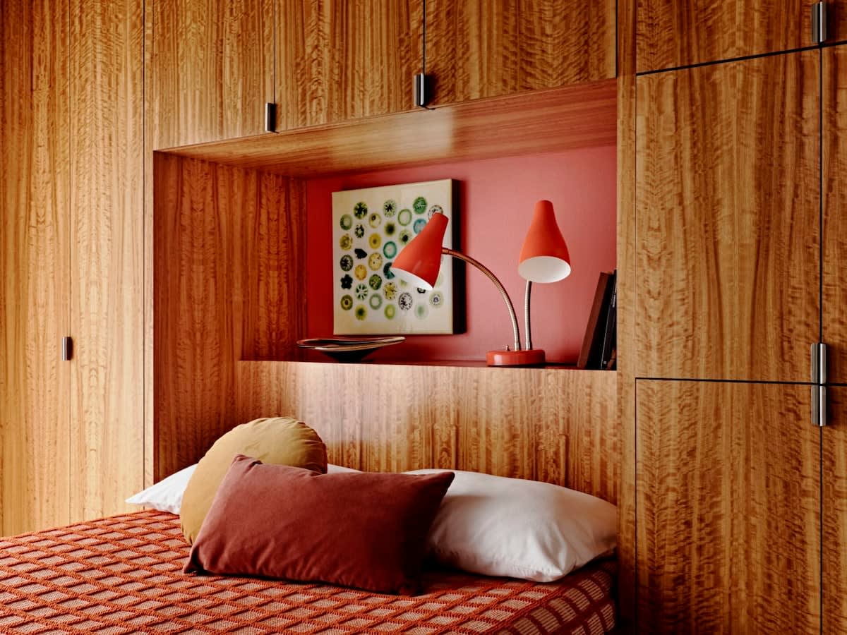 Bedroom 1 image 1