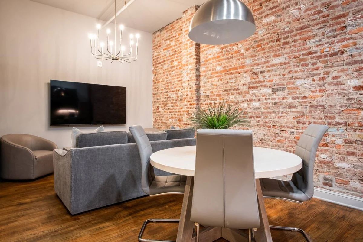 Hollyhock Suite 303: 2 Bed/1 Bath property photo 5