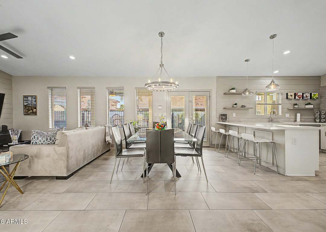 The Retreat on Monterey property photo 3