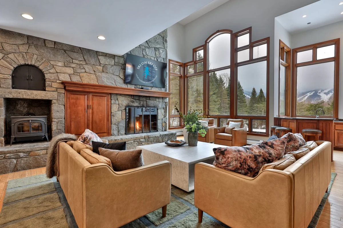 The Mountainside House property photo 2