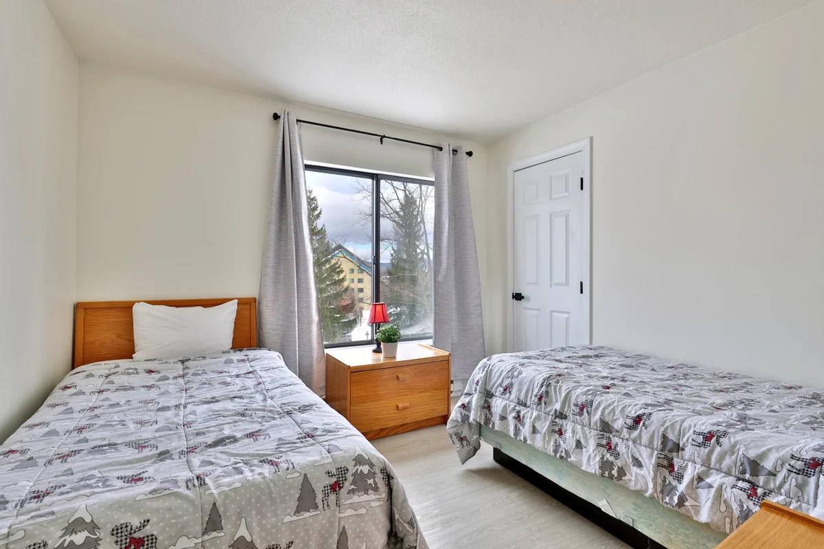 Mountain Green 3A7 property photo 4