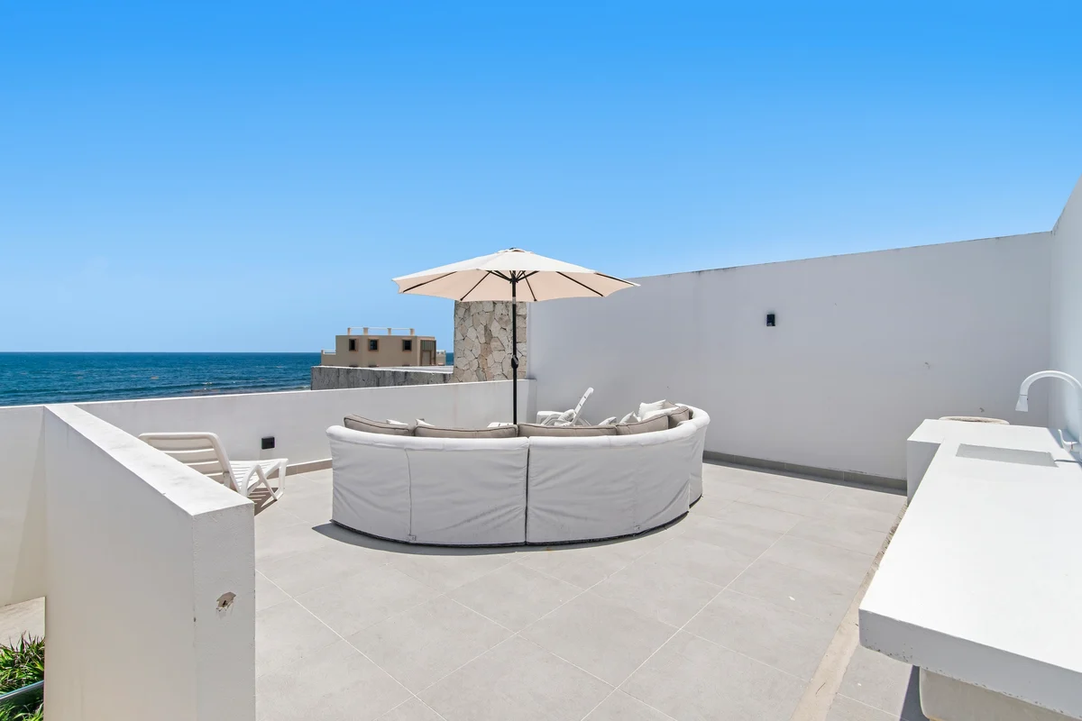 Casa Blanca By The Caribbean Sea property photo 2