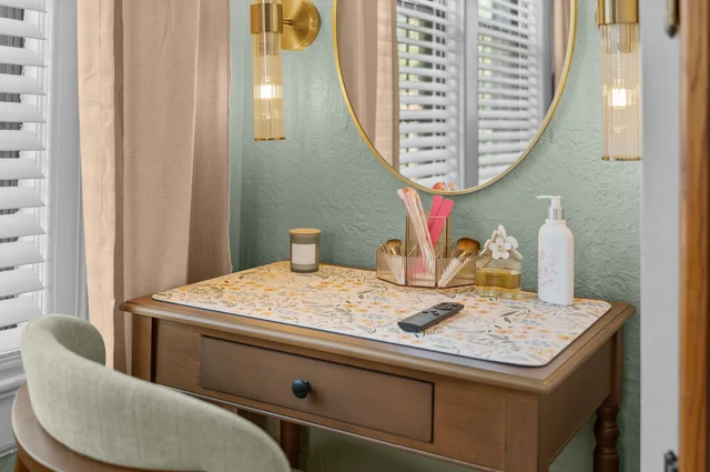 Bedroom image 1