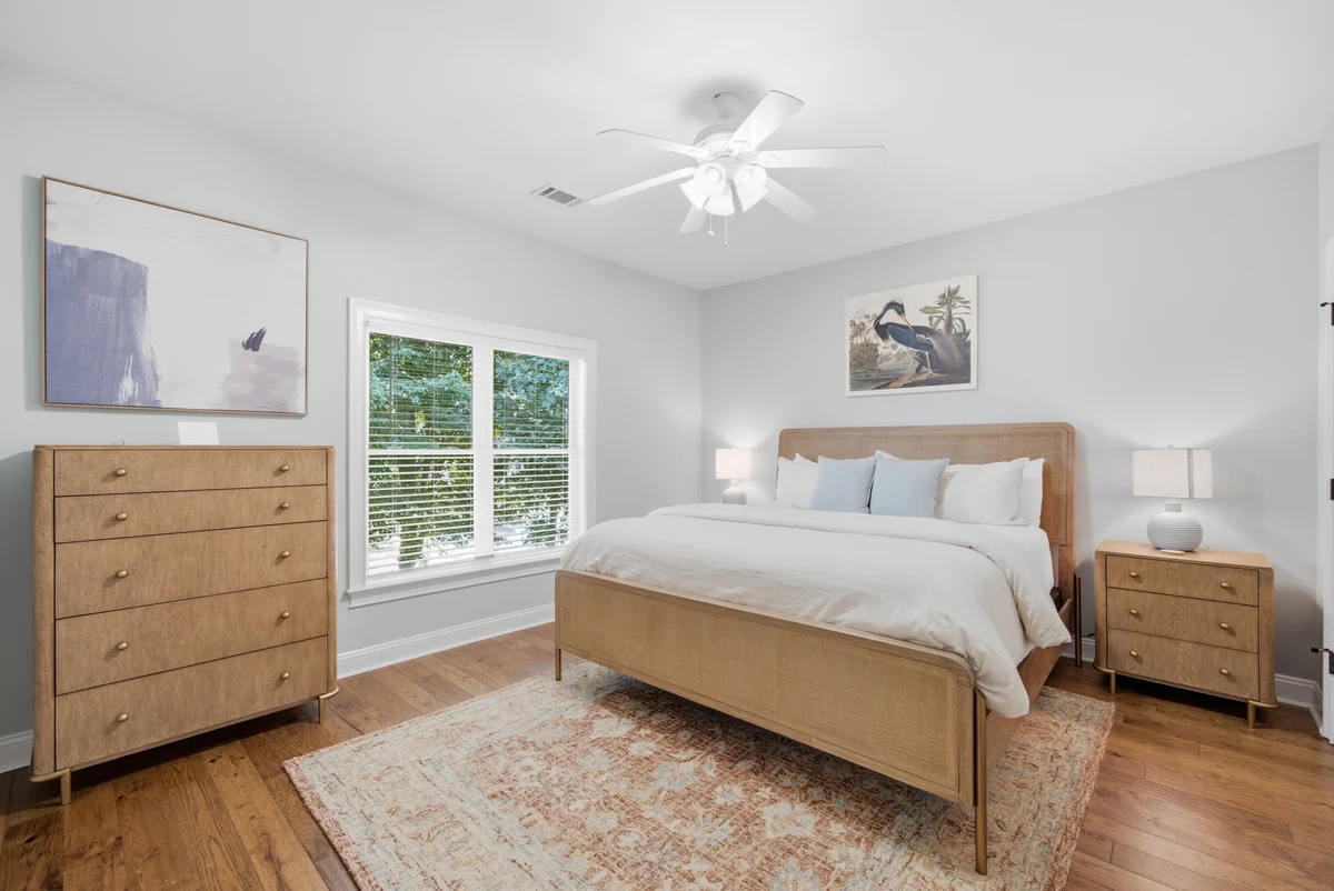 Upper Level Guest image 1