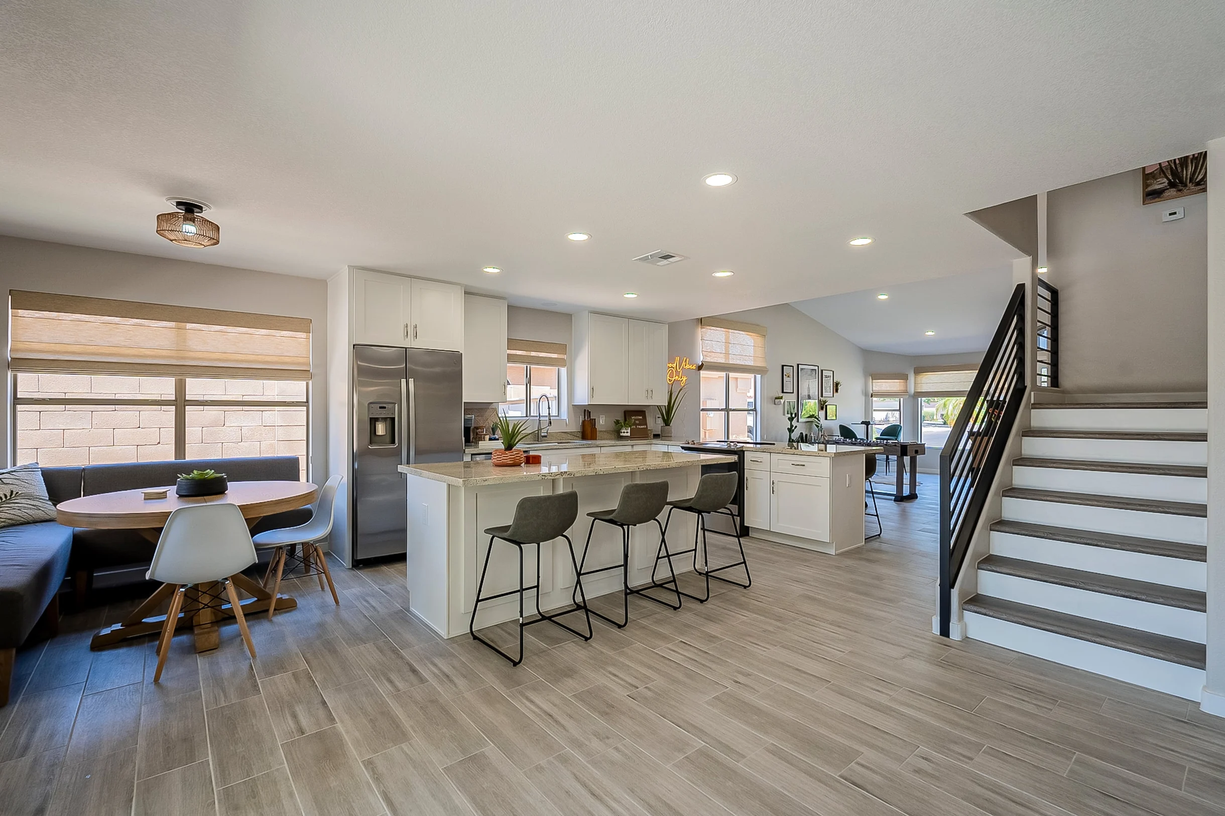 Home in Gilbert property photo 3