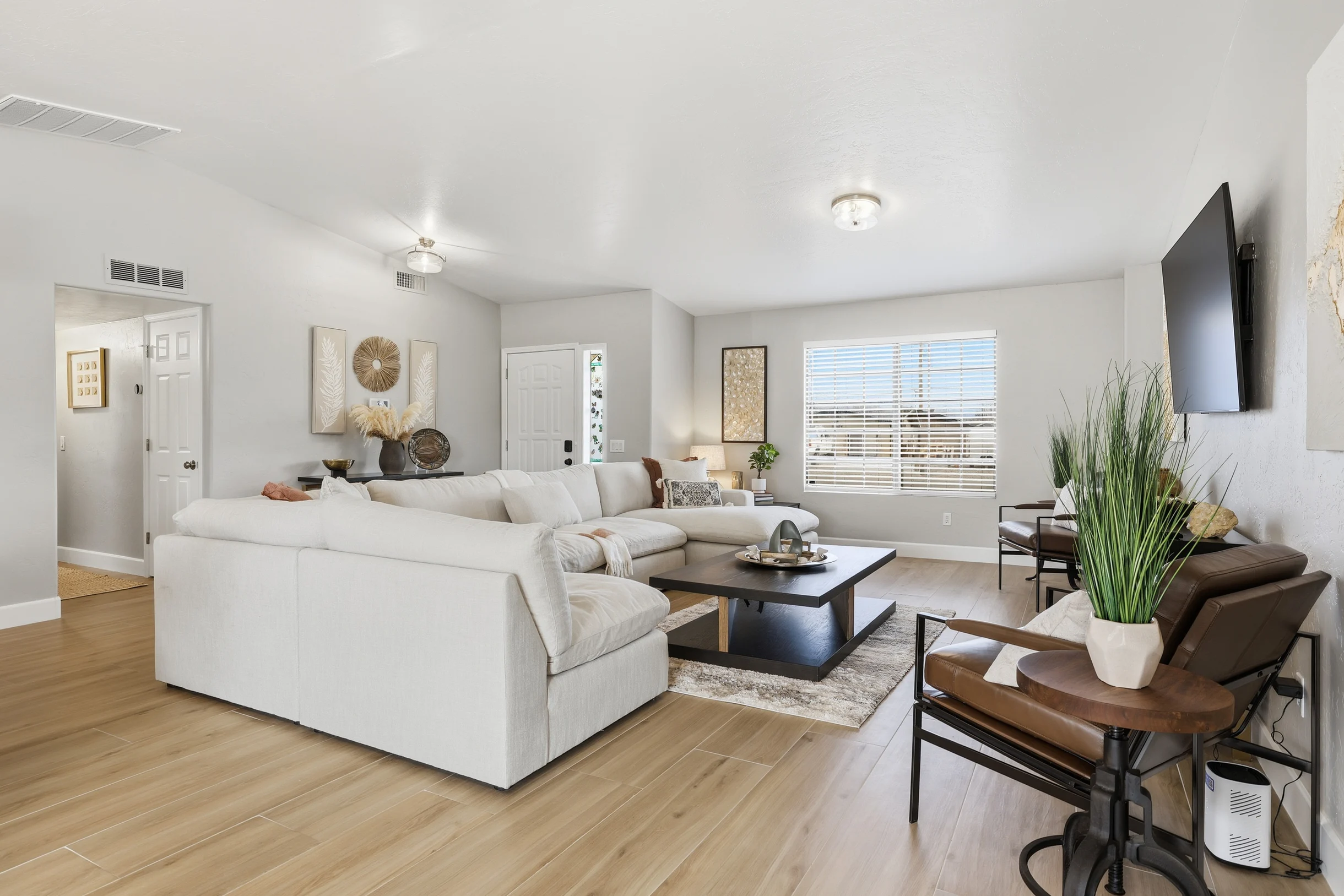 Home in Prescott Valley property photo 5