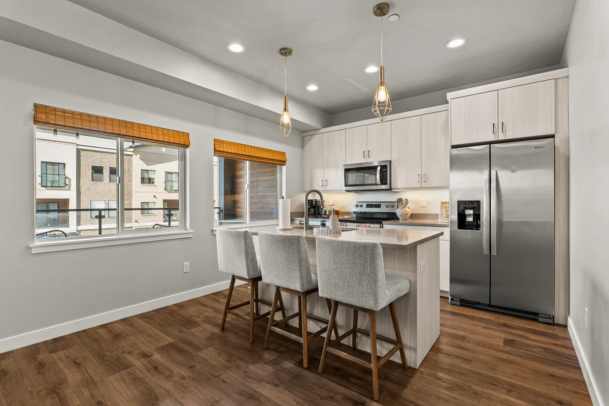 Stunning Draper - Utah property photo 5