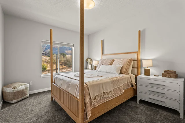 Bedroom 1 image 1
