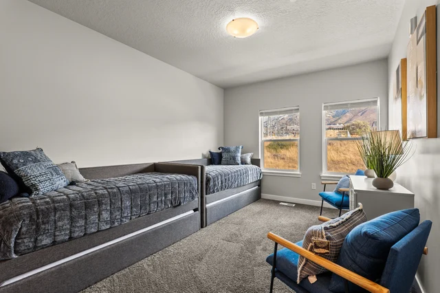 Bedroom 3 image 1