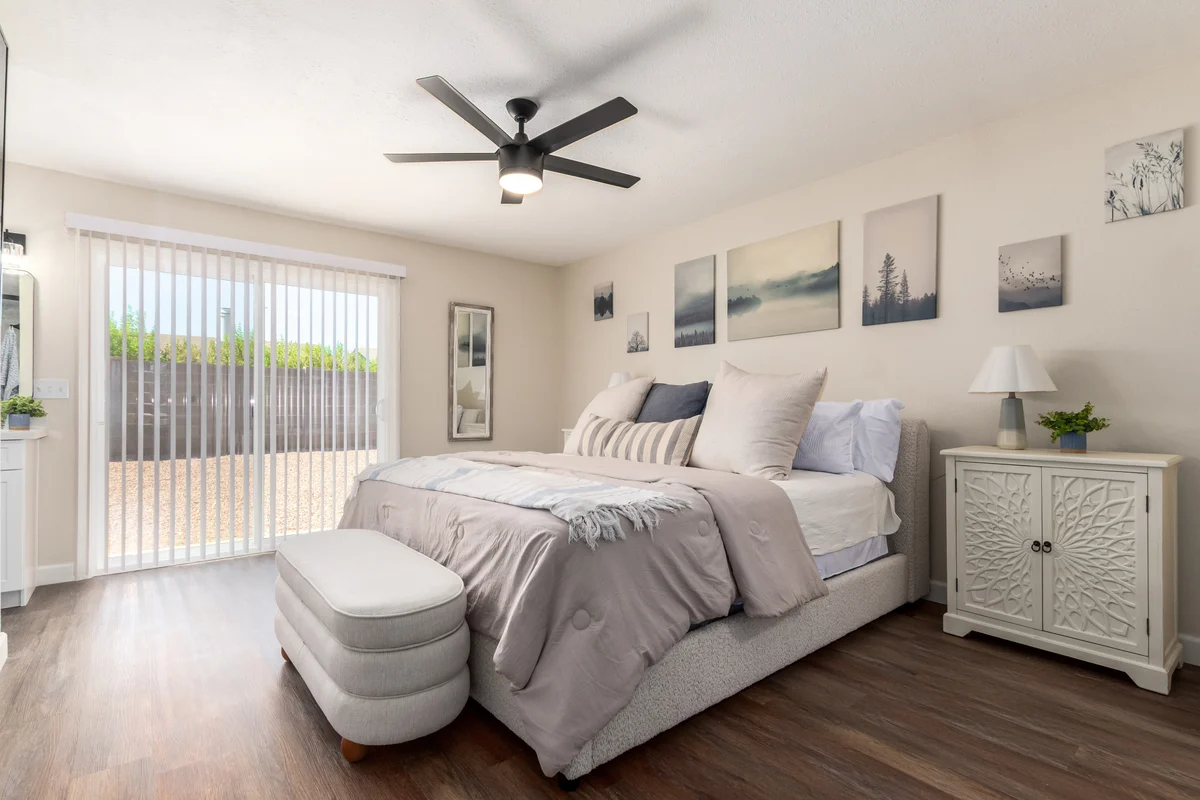 Stunning Whitman - Hunter Mesa property photo 4