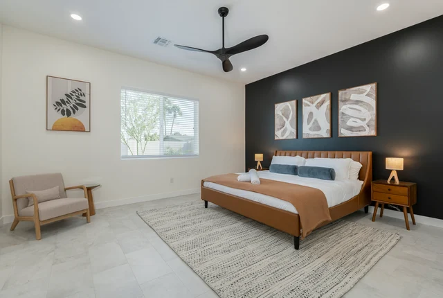 Bedroom 1 image 1