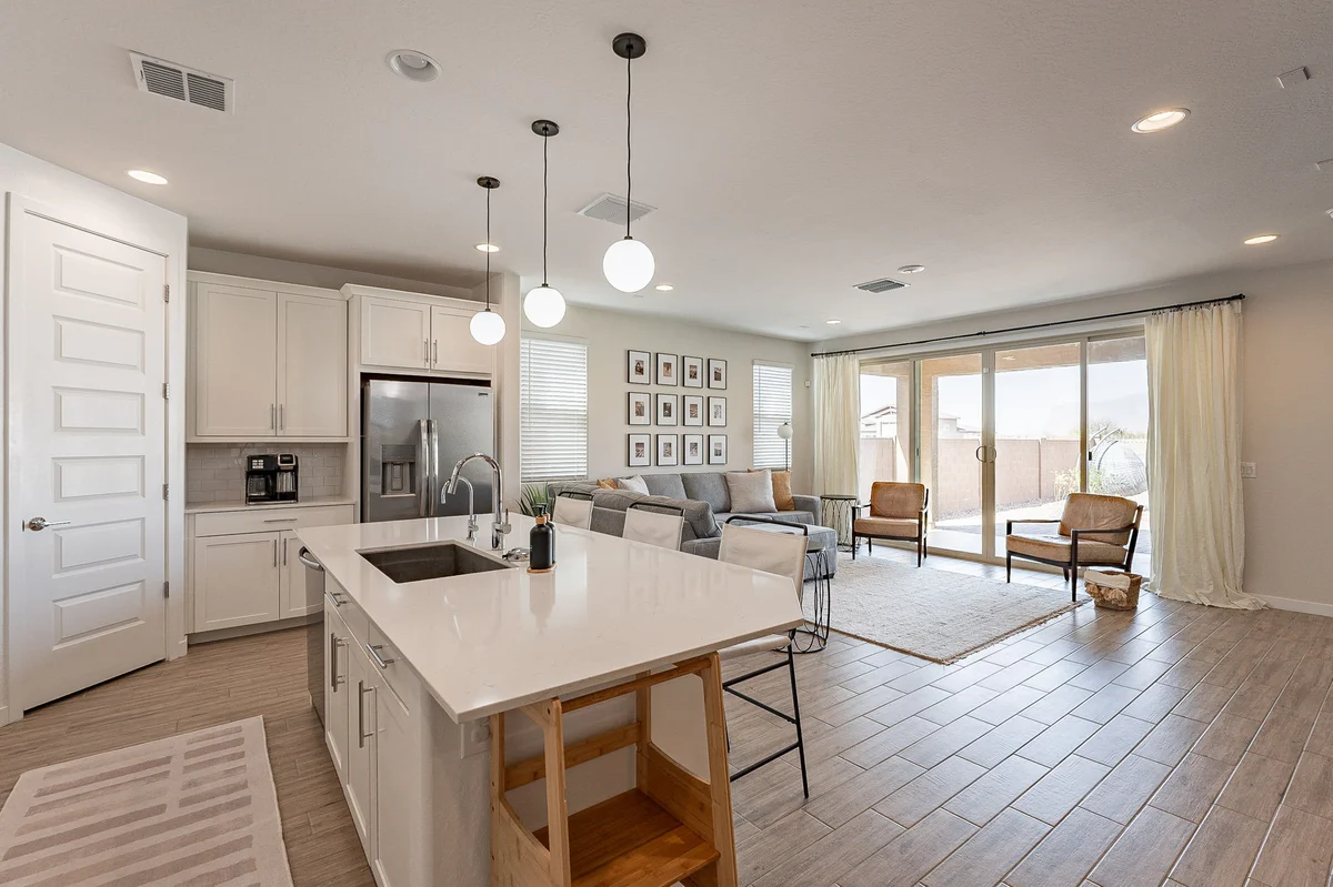 Home in Gold Canyon property photo 5